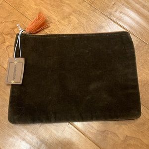 Velvet zip pouch